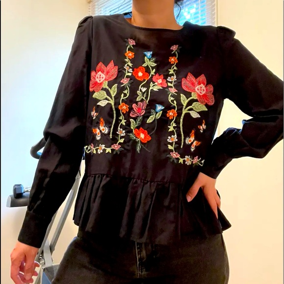 Zara embroidered peplum blouse - Picture 3 of 5